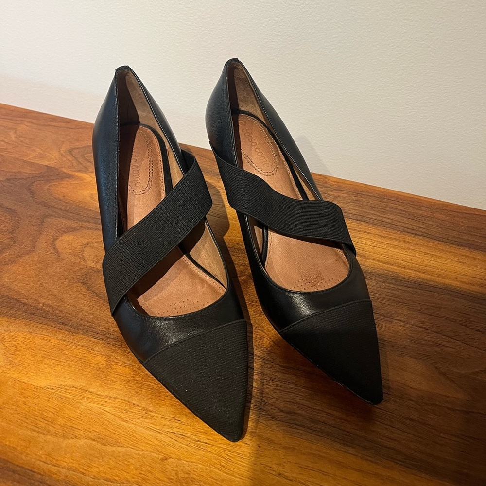 Corso Como || Black Leather Cross Strap Kitten Heel Pumps